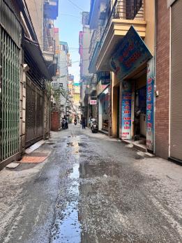 Cần bán nhà riêng 5 tàng ngõ 211 Khương Trung đường thông oto vào nhà giá 11.2 tỷ