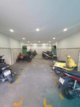 Bán CHDV 6L ngang 5.5m 110m2 HXT Dương Quảng Hàm 10PN T.máy ngay Văn Lang TN60tr 21 tỷ.