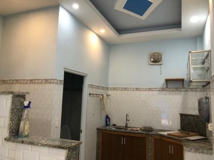 Bán nhà HXT Phan Huy Ích 3 tầng 48m2 gần Emart Phan Huy Ích ô tô đỗ trước cửa nhỉnh 3tỷ