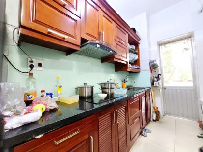 Bán gấp căn hộ chung cư Khu đô thị Định Công, Hoàng Mai, view mặt phố, SĐCC