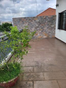 Bán biệt thự Thảo Điền, 3 tầng, 5PN-6WC, 295m2 đất, có sân vườn rộng