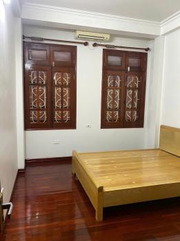 CHO THUÊ NHÀ MỚI RỘNG THOÁNG SÀN GỖ FULL ĐỒ TẠI NGHĨA ĐÔ.(12 triệu)