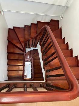 CHO THUÊ NHÀ MỚI RỘNG THOÁNG SÀN GỖ FULL ĐỒ TẠI NGHĨA ĐÔ.(12 triệu)