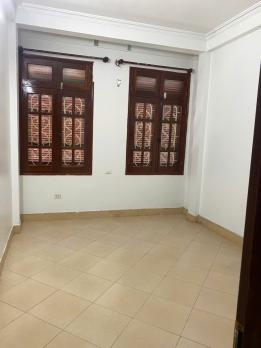 CHO THUÊ NHÀ MỚI RỘNG THOÁNG SÀN GỖ FULL ĐỒ TẠI NGHĨA ĐÔ.(12 triệu)