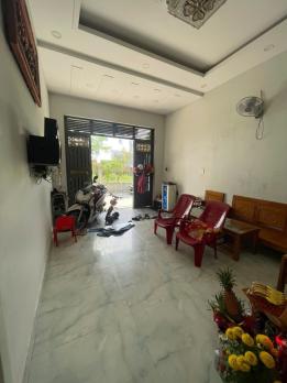 GẤP BÁN NHANH NHÀ TRỆT LẦU – XE HƠI NGỦ TRONG NHÀ – HUỲNH THỊ HAI CHỈ 4.5 TỶ!