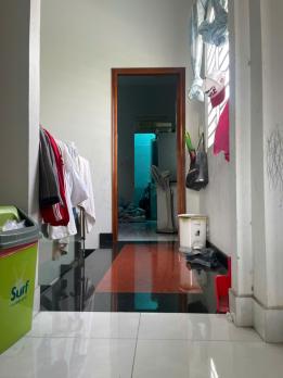 GẤP BÁN NHANH NHÀ TRỆT LẦU – XE HƠI NGỦ TRONG NHÀ – HUỲNH THỊ HAI CHỈ 4.5 TỶ!