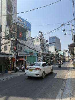 **Bán nhà mặt tiền Nguyễn Đình Chiểu, quận Phú Nhuận (4x17m) 2 tầng