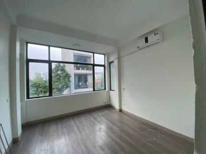 Cho thuê nhà sau Aeon Mall Hà Đông 5 tầng 1 tum 18tr 0903409888