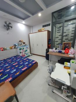 HIẾM! Bán Nhà Đẹp 4 Tầng Hẻm Xe Hơi Cao Thắng, 46m2, Chỉ 8.5 Tỷ TL