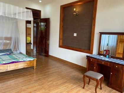 Cho thuê Villa sân vườn sân đậu ô tô đường Nguyễn An Ninh TP. Đà Lạt