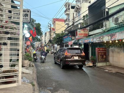 Bán GẤP nhà hẻm 256 Phan Huy Ích ngang 6m 198m2 4 lầu gần Emart, ga Metro nhỉnh 20 tỷ.