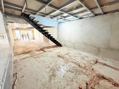 Bán nhà Măt tiền Hoàng Xuân Nhị -  giao Âu Cơ, 4,3x20m, nở hậu 7m, Cấp 4 - tiện xây, 8,5 tỷ.