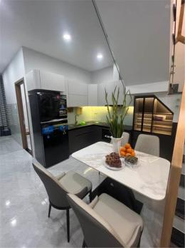 Nhỉnh 6tỷ - Nhà 2tầng MT đường số - chợ Tân Quy - Tân Hưng - tặng full nội thất . Sổ chuẩn