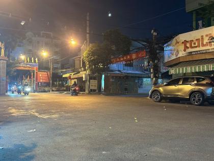 Bán nhà hẻm 12m Dương Quảng Hàm ngang 6m 102m2 3 tầng KD tốt ngay ĐH Văn Lang 19.5 tỷ.