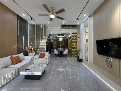 **Bán nhà HXH 254 Âu Cơ, phường 9, Tân Bình (4*18) 5 tầng nhà đẹp