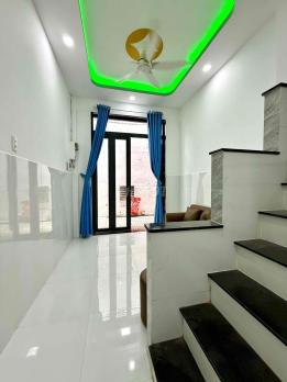 cần bán gấp nhà đường Bưng Ông Thoàn Q9 dt 60m2 giá 1ty45