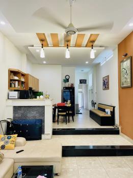 SÁT MT! Bán Nhà 3 Tầng Cực Đẹp Nguyễn Văn Trỗi, 62m2, Chỉ 9 Tỷ TL