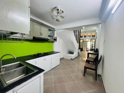 Bán nhà 134/ Lý CHính Thắng -  gần Nam Kỳ Khởi Nghĩa, 3,1x14m, 3 tầng - 4 PN, 6,9 tỷ.