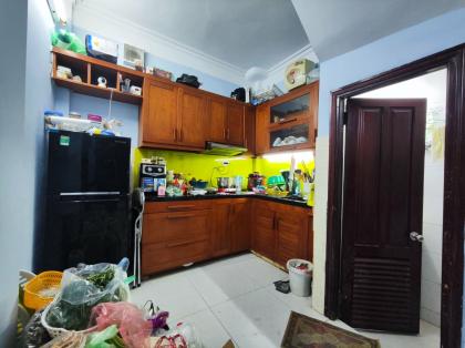 CHO THUÊ NHÀ RIÊNG PHỐ ĐỘI CẤN, BA ĐÌNH, NHÀ ĐẸP, NGÕ THÔNG, 10M RA Ô TÔ