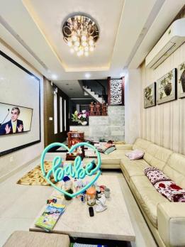 ĐỊNH CƯ Bán Nhà Đẹp 4 Tầng Hẻm Xe Hơi Nguyễn Tri Phương, 42m2, Chỉ 8 Tỷ TL