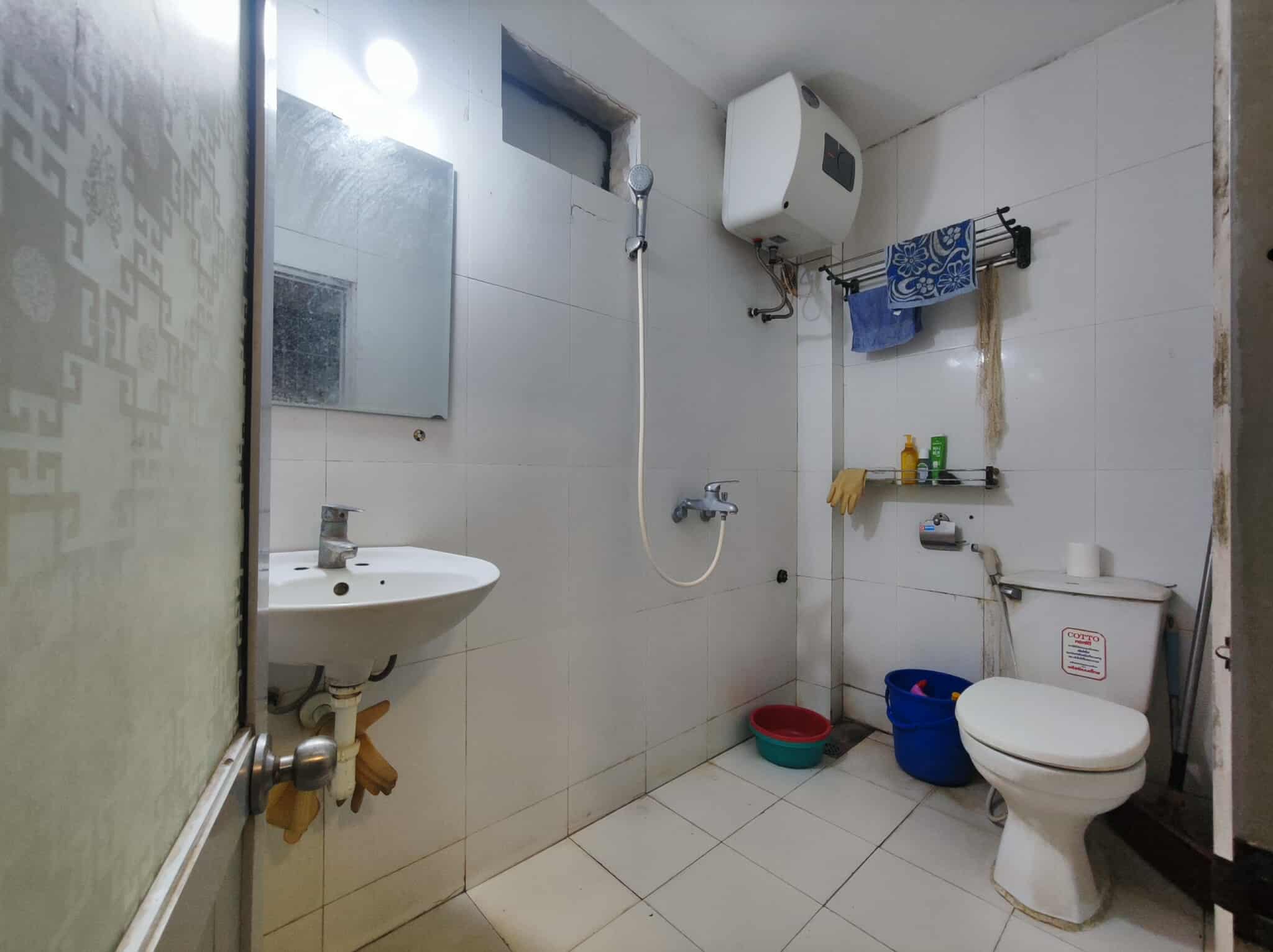 Cho thuê nhà ngõ 82 Kim mã diện tích 45m x 3 tầng, mặt tiền 8m, giá 11 triệu