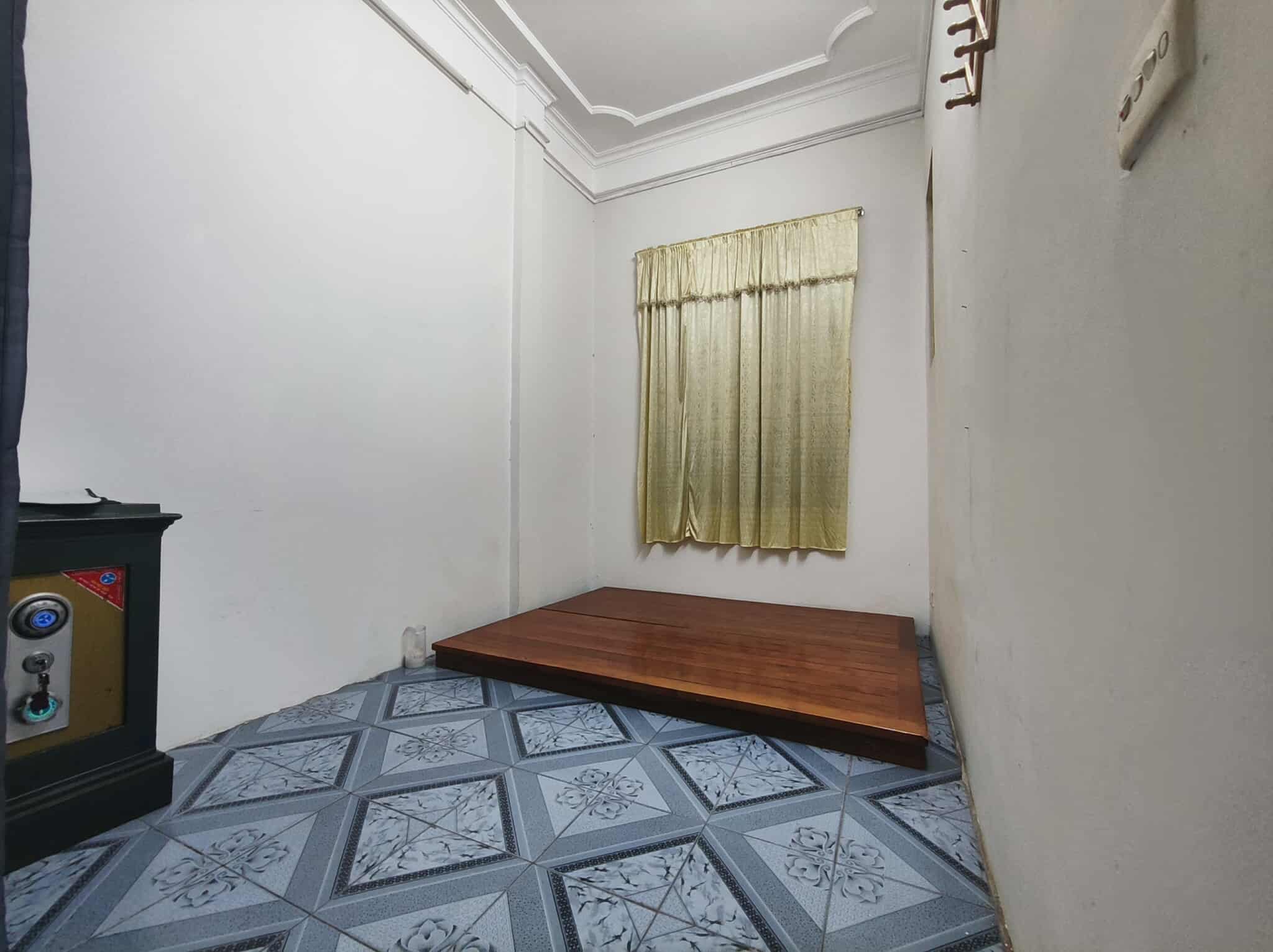 Cho thuê nhà ngõ 82 Kim mã diện tích 45m x 3 tầng, mặt tiền 8m, giá 11 triệu