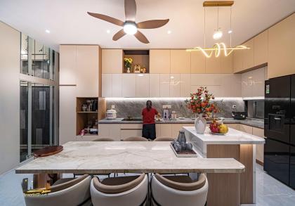 **Bán nhà HXH 158 Hoàng Hoa Thám, p12, Tân Bình (4,5*15) - góc 2MT