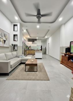 **Bán nhà HXH Trường Chinh, phường 14, Tân Bình (4*18) chỉ 9,2 tỷ?