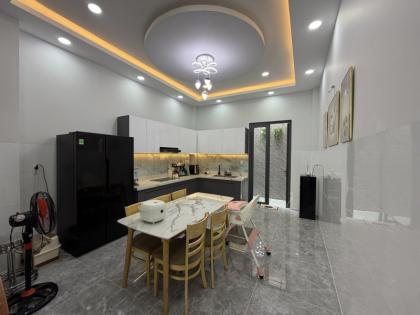 Bán Nhà hẻm 4m Nguyễn Súy - gần Chợ Tân Hương, 4x16m, 5 Tầng - 5 PN, Nhỉnh 9 tỷ..