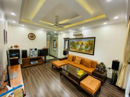 Bán nhà mặt phố Văn Khê 100m2*5T, 5mMT, KĐT Văn Phú, Hà Đông