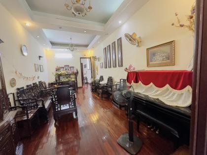 Bán Nhà Mặt Phố Bạch Mai Hai Bà Trưng 95m2-6T 1 SỔ 1 CHỦ 57 Tỷ Bạch Mai.