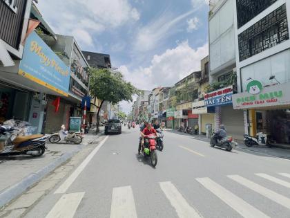 Bán Nhà Mặt Phố Bạch Mai Hai Bà Trưng 95m2-6T 1 SỔ 1 CHỦ 57 Tỷ Bạch Mai.