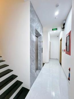 Bán CHDV 6 lầu mới 100% 17PN ngang 6m 108m2 ngay chợ Phạm Văn Bạch TN 100tr chỉ 21.9 tỷ.