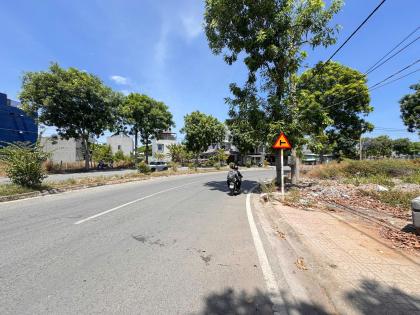 ĐẤT LÔ GÓC 2 MẶT TIỀN KDC CHÂU THỚI – BÌNH AN, DĨ AN  150M²  NGANG 7.5M  6.4 TỶ