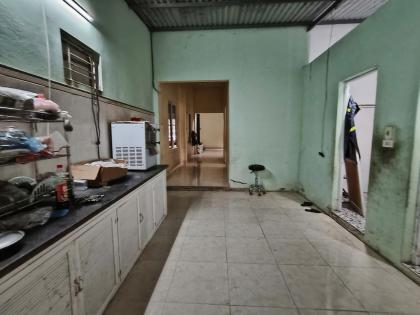 Bán đất tặng Nhà C4 Mãn Đức, Tân Lạc, DT315m2, MT10.5m, ôtô khách KD, 2.6 tỷ Hòa Bình