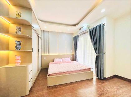 Bán nhà mới xây phố Kim Mã Ba Đình Ngõ thông 6 tầng Thang máy 10 tỷ