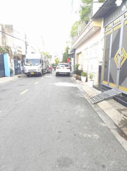 Bán nhà HXH 8m Thoại Ngọc Hầu - gần Nguyễn Sơn, 4x28m, Cấp 4, tiện xây, 3PN, 9,5 tỷ.