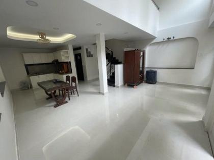 Bán nhà hẻm 4m Trần Bình Trọng - gần Trần Hưng Đạo, 6x9m, 4 Tầng - 4 PN, còn 11,5 tỷ.