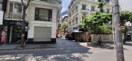 Bán Nhà Phố Thợ Nhuộm Hoàn Kiếm 32m2-4T Mt4m 1 SỔ 1 CHỦ 12 Tỷ Thợ Nhuộm.