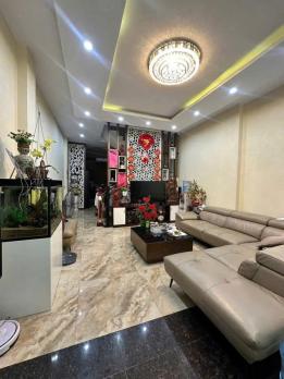 Anh Huy bán nhà ngõ 686 Kim Giang taxi đỗ cửa, vài bước ra phố Kim Giang 35m2 chỉ 7.x tỷ.