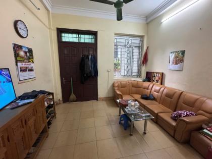 BÁN NHÀ ĐƯỜNG TRỊNH ĐÌNH CỬU, HOÀNG MAI, NHÀ DÂN XÂY, Ô TÔ, GẦN PHỐ