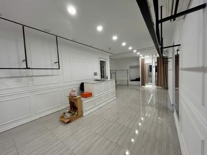 CHO THUÊ MĂT BẰNG NGAY TRUNG TÂM QUẬN 1 LÀM SHOP CTY...17TR/TH/65M2. LH:0903649102.