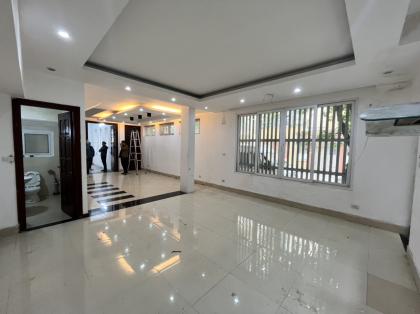 Cho thuê nhà KĐT Văn Quán 110m2 x 4 tầng thông sàn giá 27tr 0903409888