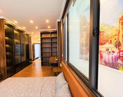 Bán nhà phố Ngọc Khánh Ba Đình 6T Thang máy Nội thất đẹp 15 tỷ 9