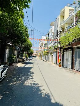 **Bán nhà HXH Hoàng Hoa Thám, phường 12, Tân Bình (4,5*15) góc 2MT