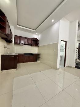 Bán nhà hẻm 3,5m đường Trường Chinh, gần Cộng Hòa, 5x12m, 4 Tầng - 4PN, chỉ 6,8 tỷ.