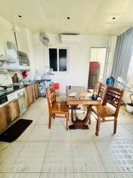 Bán gấp nhà mặt tiền trung tâm Quận 3, giáp Q1, kinh doanh sầm uất, giá rẻ nhất