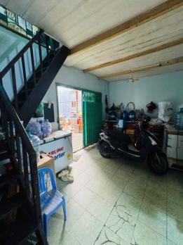 Bán gấp nhà mặt tiền Quận 4 TP.HCM, gần Q1 và Thủ Thiêm, kinh doanh, giá rẻ nhất