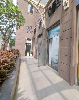 Bán gấp shophouse mặt tiền Quận Phú Nhuận TP.HCM – khu sân bay TSN, kinh doanh tốt