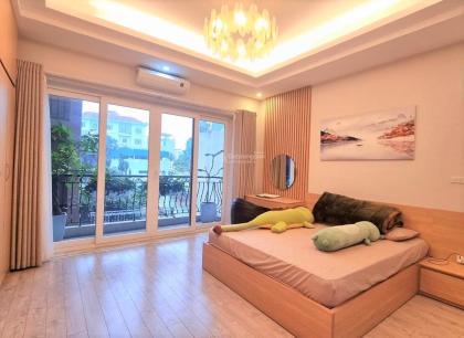 Bán nhà phố Nguyễn Công Hoan, Thang máy, full nội thất, 58m, 16 tỷ